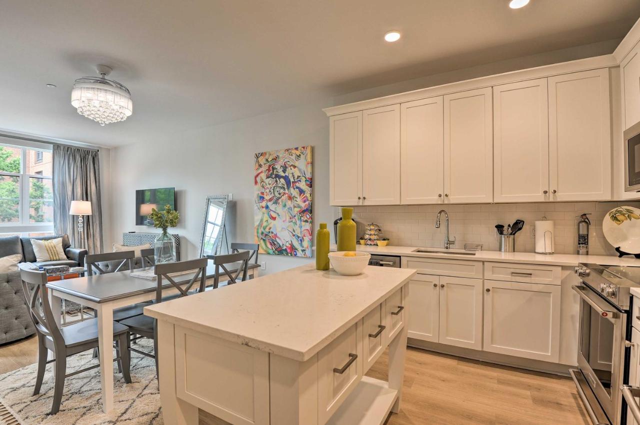 Chic Condo With Balcony In The Heart Of Annapolis! Extérieur photo