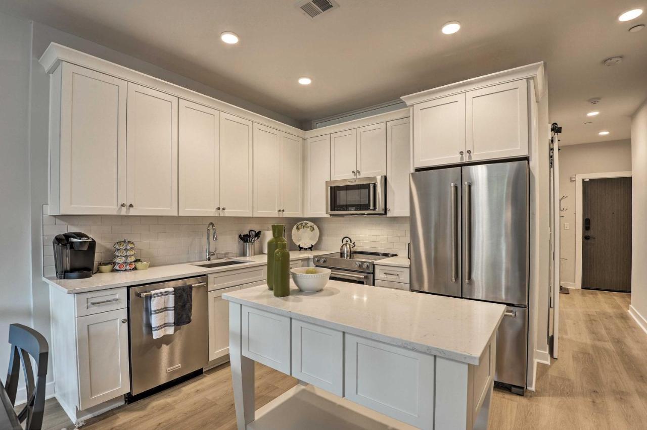 Chic Condo With Balcony In The Heart Of Annapolis! Extérieur photo