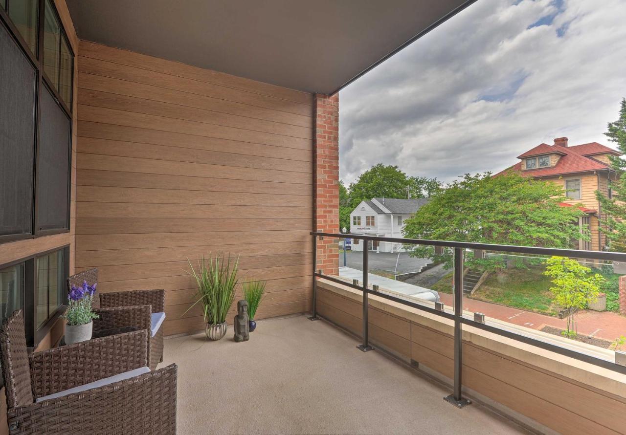 Chic Condo With Balcony In The Heart Of Annapolis! Extérieur photo